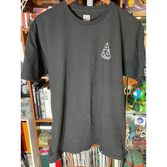 HUF worldwide skateboard tee shirt - Picture 2 of 5